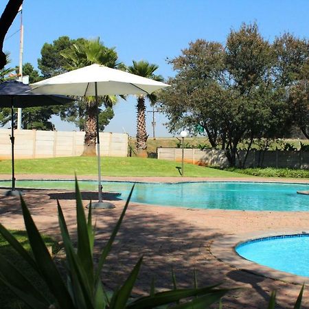 Be My Guest Hotel Conference Sasolburg Extérieur photo