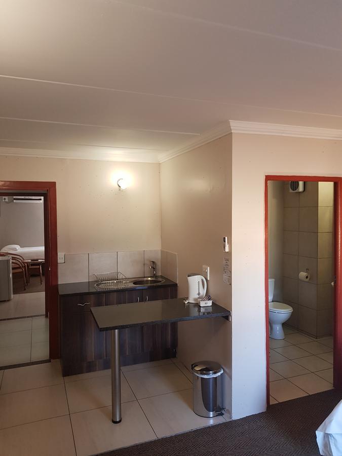 Be My Guest Hotel Conference Sasolburg Extérieur photo